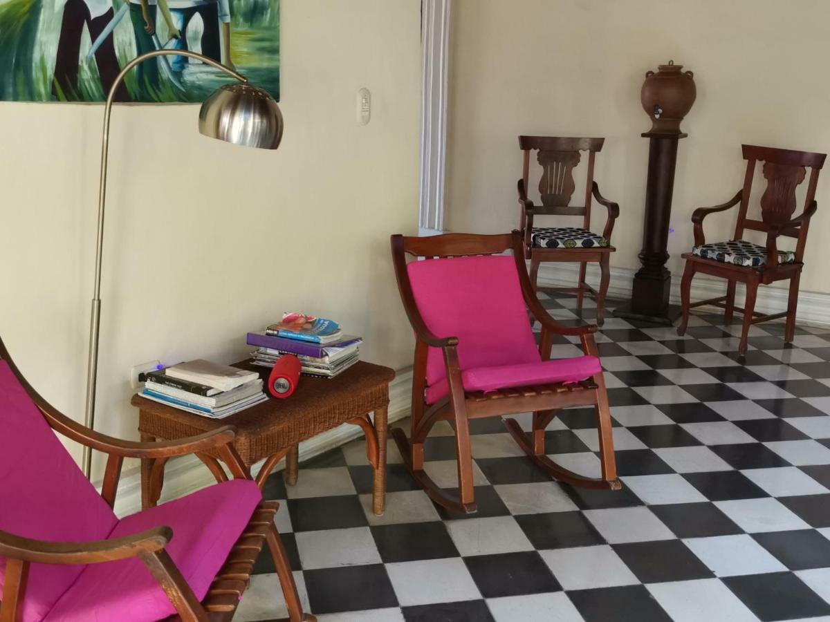 Hotel Casa Cubana Granada Nicaragua Экстерьер фото